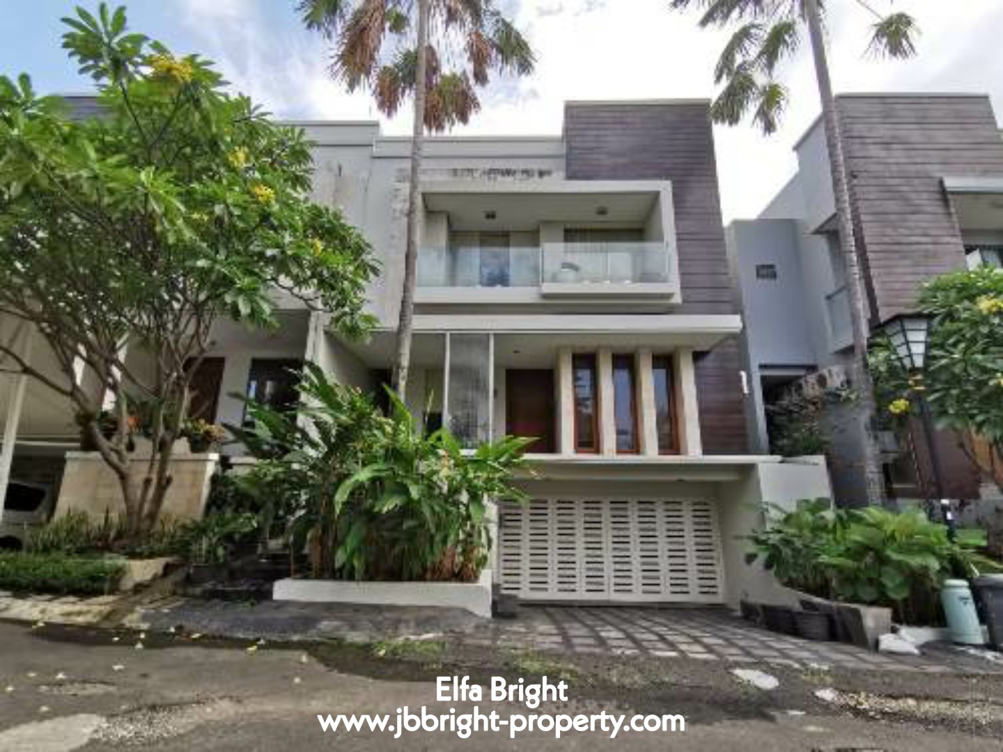 JB BRIGHT PROPERTY The best Jakarta property agent